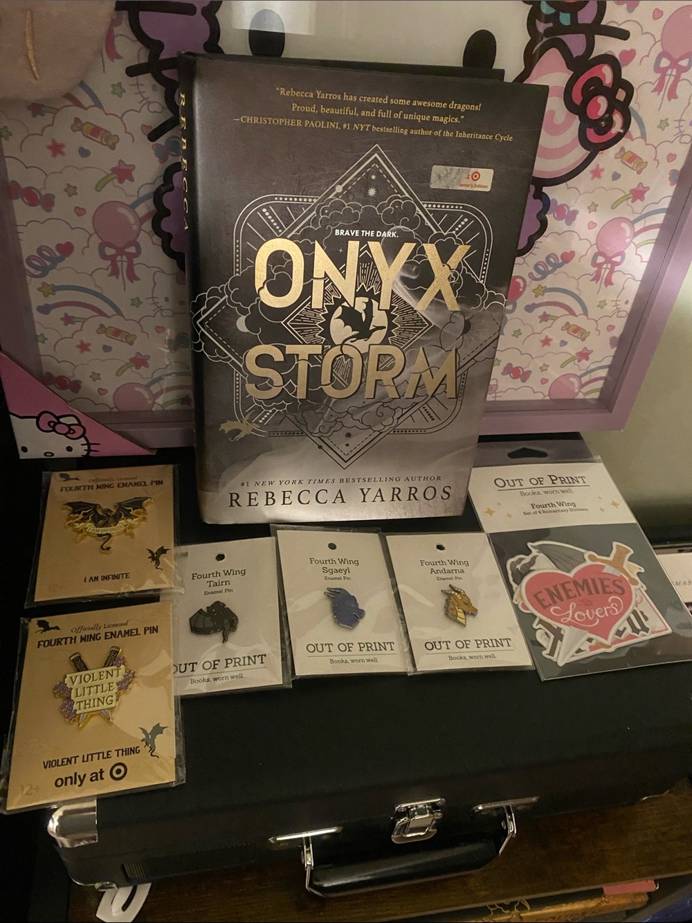 NWT Onyx Storm Hardcover Book && Pins with Sticker set